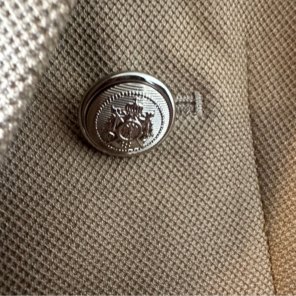 White House Black Market Tan Blazer - Picture 8 of 11